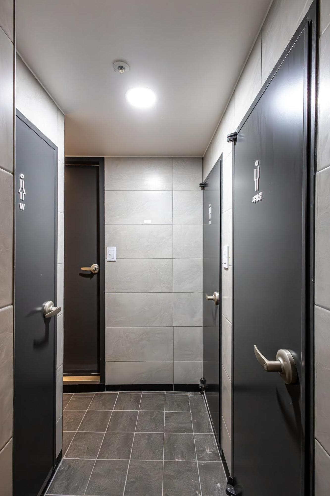 Beyond Residence Jongno سيول الغرفة الصورة